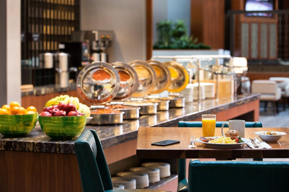 Embassy - Downtown 4* Houston