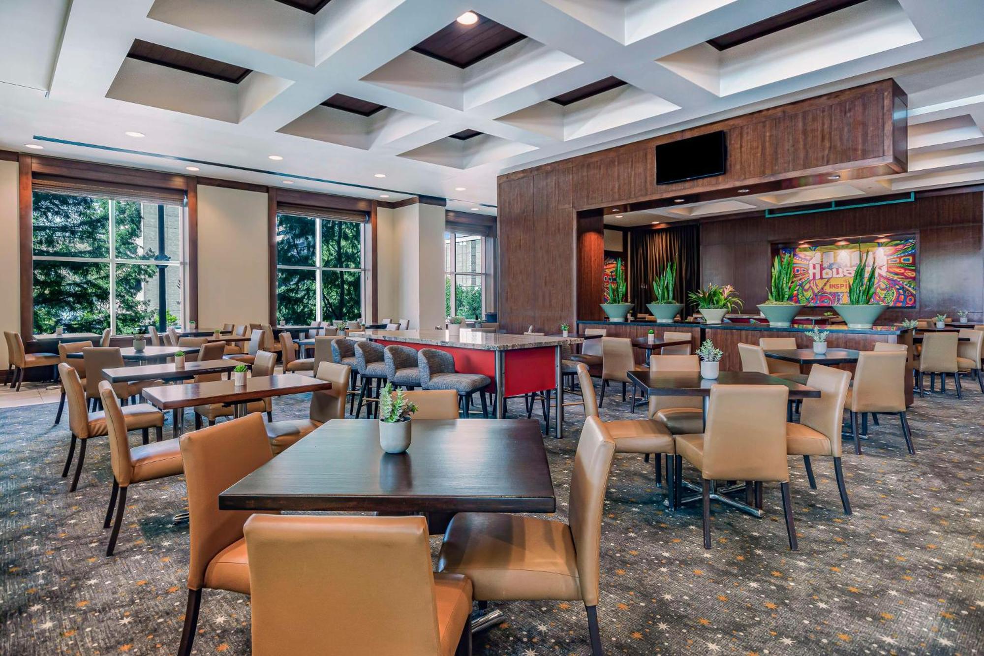 Hotel Embassy - Downtown